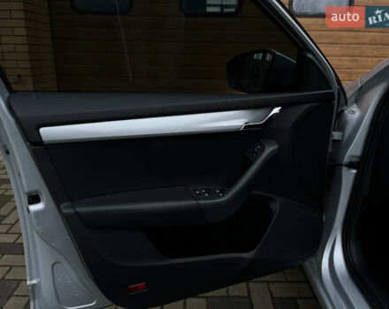Сірий Шкода Октавія, об'ємом двигуна 1.8 л та пробігом 247 тис. км за 11350 $, фото 16 на Automoto.ua