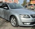 Серый Шкода Октавия, объемом двигателя 1.6 л и пробегом 206 тыс. км за 10000 $, фото 1 на Automoto.ua
