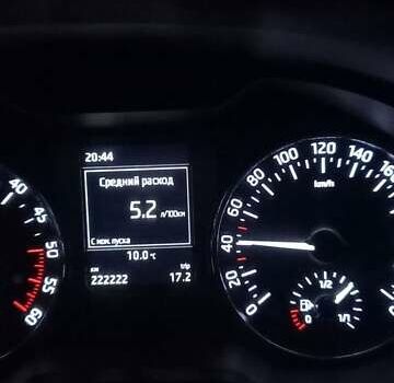 Шкода Октавия 2014 в Ужгороде на Automoto.ua Серый Шкода Октавия, объемом двигателя 1.6 л и пробегом 225 тыс. км за 10900 $, фото 2 на Automoto.ua