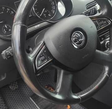 Шкода Октавия 2014 в Львове на Automoto.ua Серый Шкода Октавия, объемом двигателя 1.6 л и пробегом 284 тыс. км за 11000 $, фото 4 на Automoto.ua
