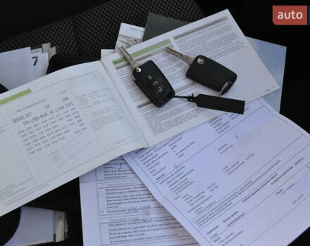 Серый Шкода Октавия, объемом двигателя 2 л и пробегом 228 тыс. км за 12500 $, фото 51 на Automoto.ua