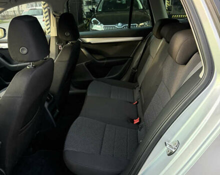 Сірий Шкода Октавія, об'ємом двигуна 1.6 л та пробігом 264 тис. км за 9600 $, фото 11 на Automoto.ua