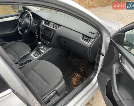 Сірий Шкода Октавія, об'ємом двигуна 1.6 л та пробігом 256 тис. км за 9300 $, фото 20 на Automoto.ua