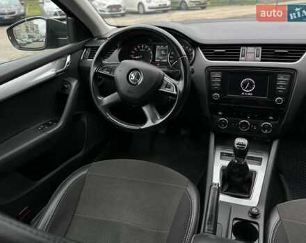 Сірий Шкода Октавія, об'ємом двигуна 1.6 л та пробігом 286 тис. км за 10999 $, фото 34 на Automoto.ua