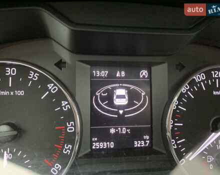 Шкода Октавия 2014 в Ровно на Automoto.ua Серый Шкода Октавия, объемом двигателя 1.6 л и пробегом 259 тыс. км за 10500 $, фото 3 на Automoto.ua