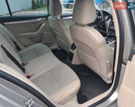 Шкода Октавія 2014 у Костополе на Automoto.ua Сірий Шкода Октавія, об'ємом двигуна 1.97 л та пробігом 364 тис. км за 11600 $, фото 17 на Automoto.ua