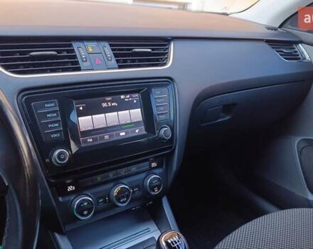 Серый Шкода Октавия, объемом двигателя 1.6 л и пробегом 290 тыс. км за 8900 $, фото 26 на Automoto.ua