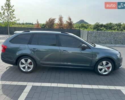 Шкода Октавия 2014 в Мукачеве на Automoto.ua Серый Шкода Октавия, объемом двигателя 1.97 л и пробегом 286 тыс. км за 14499 $, фото 4 на Automoto.ua