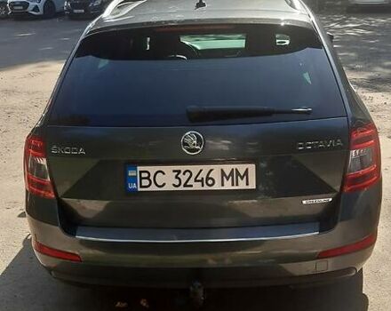 Шкода Октавия 2014 в Львове на Automoto.ua Серый Шкода Октавия, объемом двигателя 1.6 л и пробегом 294 тыс. км за 11499 $, фото 7 на Automoto.ua