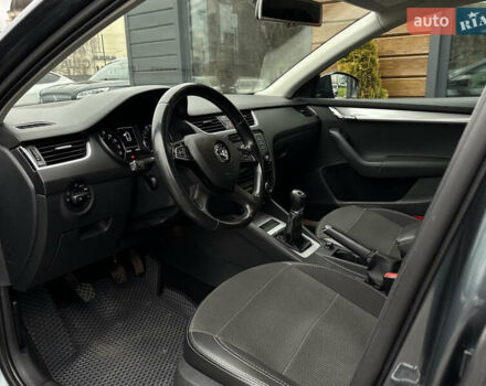 Сірий Шкода Октавія, об'ємом двигуна 1.6 л та пробігом 286 тис. км за 10999 $, фото 30 на Automoto.ua