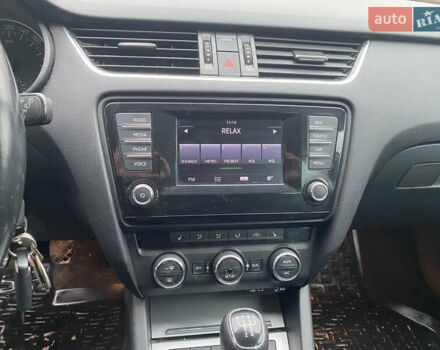 Сірий Шкода Октавія, об'ємом двигуна 1.6 л та пробігом 256 тис. км за 9300 $, фото 10 на Automoto.ua