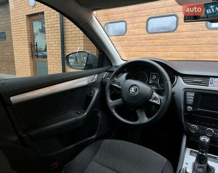 Сірий Шкода Октавія, об'ємом двигуна 1.8 л та пробігом 247 тис. км за 11350 $, фото 13 на Automoto.ua