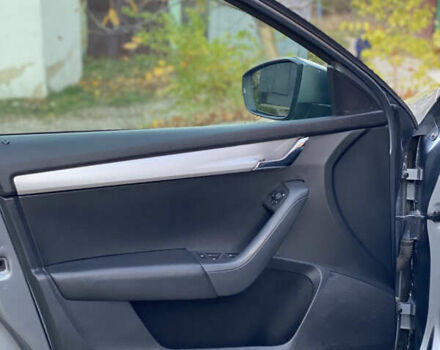 Сірий Шкода Октавія, об'ємом двигуна 2 л та пробігом 225 тис. км за 12200 $, фото 25 на Automoto.ua