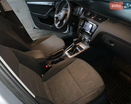 Шкода Октавия 2014 в Ровно на Automoto.ua Серый Шкода Октавия, объемом двигателя 1.6 л и пробегом 259 тыс. км за 10500 $, фото 6 на Automoto.ua