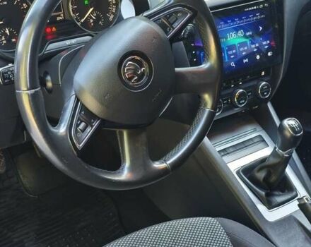 Шкода Октавия 2014 в Дрогобыче на Automoto.ua Серый Шкода Октавия, объемом двигателя 1.6 л и пробегом 360 тыс. км за 9199 $, фото 23 на Automoto.ua