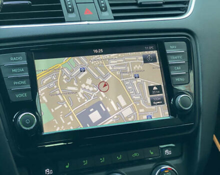 Сірий Шкода Октавія, об'ємом двигуна 2 л та пробігом 225 тис. км за 12200 $, фото 38 на Automoto.ua