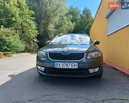 Шкода Октавия 2014 в Хмельницком на Automoto.ua Серый Шкода Октавия, объемом двигателя 1.6 л и пробегом 270 тыс. км за 11999 $, фото 2 на Automoto.ua