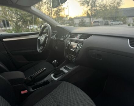 Серый Шкода Октавия, объемом двигателя 1.6 л и пробегом 180 тыс. км за 10299 $, фото 16 на Automoto.ua