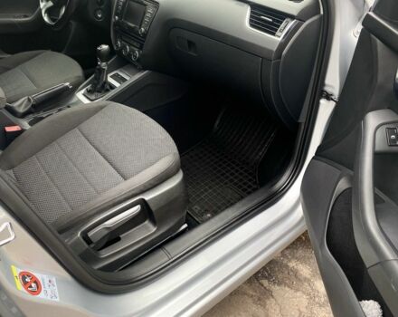 Сірий Шкода Октавія, об'ємом двигуна 2 л та пробігом 205 тис. км за 10500 $, фото 4 на Automoto.ua