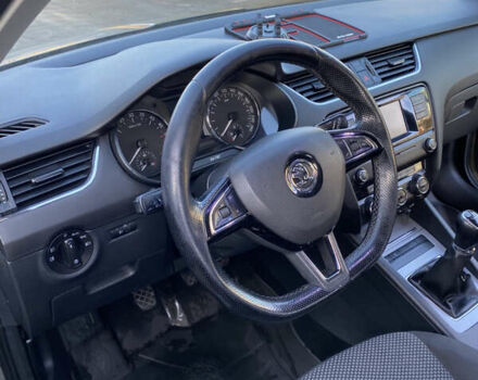 Серый Шкода Октавия, объемом двигателя 1.6 л и пробегом 330 тыс. км за 10300 $, фото 7 на Automoto.ua