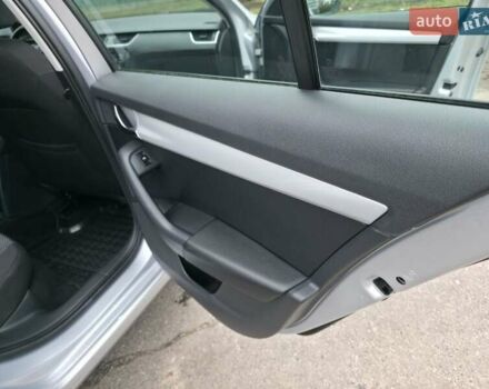 Сірий Шкода Октавія, об'ємом двигуна 1.8 л та пробігом 258 тис. км за 10950 $, фото 41 на Automoto.ua