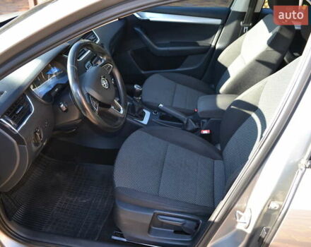 Серый Шкода Октавия, объемом двигателя 2 л и пробегом 228 тыс. км за 12500 $, фото 15 на Automoto.ua