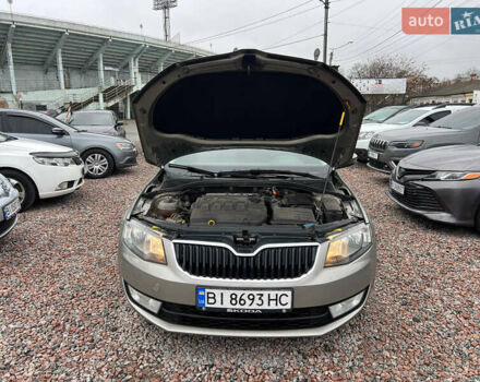 Серый Шкода Октавия, объемом двигателя 1.6 л и пробегом 264 тыс. км за 10600 $, фото 11 на Automoto.ua