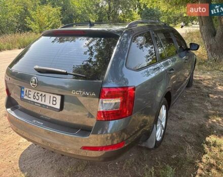 Серый Шкода Октавия, объемом двигателя 1.6 л и пробегом 362 тыс. км за 10500 $, фото 7 на Automoto.ua
