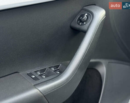 Сірий Шкода Октавія, об'ємом двигуна 1.6 л та пробігом 180 тис. км за 10399 $, фото 16 на Automoto.ua