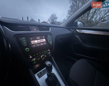 Сірий Шкода Октавія, об'ємом двигуна 1.8 л та пробігом 209 тис. км за 10999 $, фото 18 на Automoto.ua