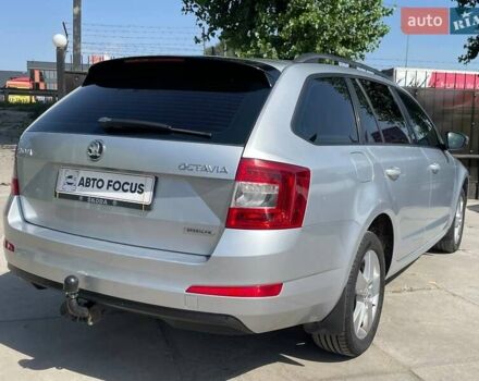 Сірий Шкода Октавія, об'ємом двигуна 1.6 л та пробігом 296 тис. км за 9490 $, фото 4 на Automoto.ua