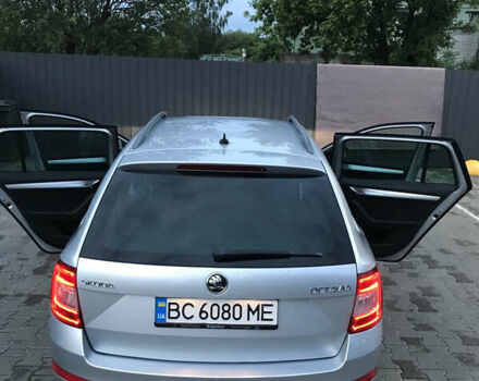 Серый Шкода Октавия, объемом двигателя 2 л и пробегом 168 тыс. км за 13500 $, фото 3 на Automoto.ua