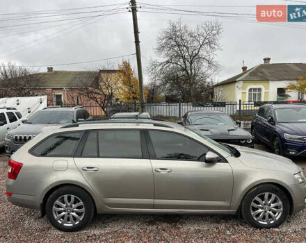 Серый Шкода Октавия, объемом двигателя 1.6 л и пробегом 264 тыс. км за 10600 $, фото 7 на Automoto.ua