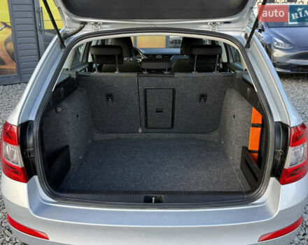 Сірий Шкода Октавія, об'ємом двигуна 1.6 л та пробігом 230 тис. км за 10999 $, фото 35 на Automoto.ua