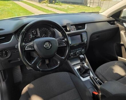 Серый Шкода Октавия, объемом двигателя 2 л и пробегом 300 тыс. км за 11350 $, фото 10 на Automoto.ua