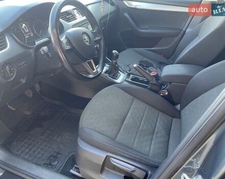 Серый Шкода Октавия, объемом двигателя 1.6 л и пробегом 250 тыс. км за 11550 $, фото 13 на Automoto.ua