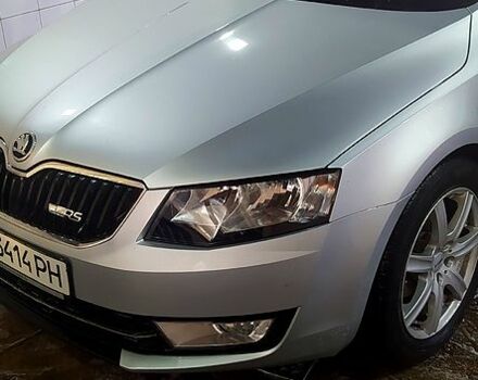 Серый Шкода Октавия, объемом двигателя 1.6 л и пробегом 320 тыс. км за 10500 $, фото 2 на Automoto.ua