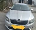 Серый Шкода Октавия, объемом двигателя 1.6 л и пробегом 330 тыс. км за 10400 $, фото 1 на Automoto.ua