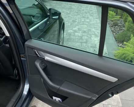 Серый Шкода Октавия, объемом двигателя 1.97 л и пробегом 230 тыс. км за 15000 $, фото 16 на Automoto.ua