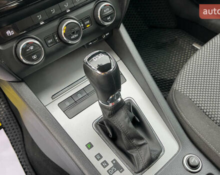 Серый Шкода Октавия, объемом двигателя 1.6 л и пробегом 305 тыс. км за 11600 $, фото 13 на Automoto.ua