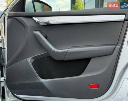 Серый Шкода Октавия, объемом двигателя 1.6 л и пробегом 293 тыс. км за 9796 $, фото 45 на Automoto.ua