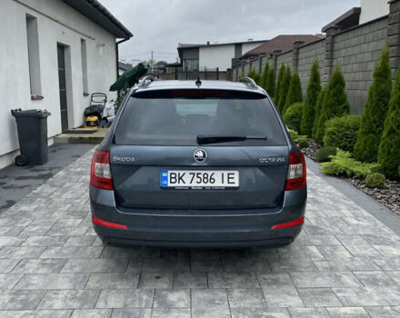 Серый Шкода Октавия, объемом двигателя 1.97 л и пробегом 230 тыс. км за 15000 $, фото 5 на Automoto.ua