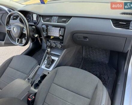 Шкода Октавия 2015 в Кролевце на Automoto.ua Серый Шкода Октавия, объемом двигателя 1.6 л и пробегом 197 тыс. км за 11850 $, фото 37 на Automoto.ua