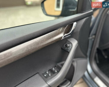 Серый Шкода Октавия, объемом двигателя 2 л и пробегом 262 тыс. км за 15750 $, фото 13 на Automoto.ua