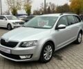 Серый Шкода Октавия, объемом двигателя 2 л и пробегом 239 тыс. км за 12500 $, фото 2 на Automoto.ua