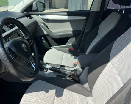 Серый Шкода Октавия, объемом двигателя 1.97 л и пробегом 282 тыс. км за 12500 $, фото 37 на Automoto.ua