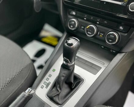 Сірий Шкода Октавія, об'ємом двигуна 1.6 л та пробігом 305 тис. км за 11600 $, фото 14 на Automoto.ua