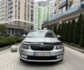 Серый Шкода Октавия, объемом двигателя 1.6 л и пробегом 189 тыс. км за 12500 $, фото 2 на Automoto.ua