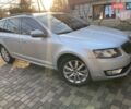 Серый Шкода Октавия, объемом двигателя 2 л и пробегом 302 тыс. км за 10000 $, фото 1 на Automoto.ua
