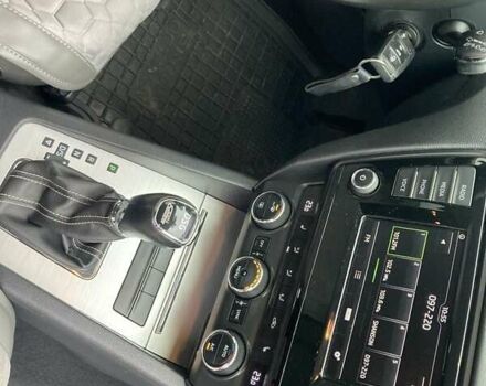 Серый Шкода Октавия, объемом двигателя 2 л и пробегом 269 тыс. км за 13300 $, фото 18 на Automoto.ua